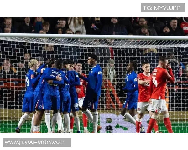 多特蒙德友谊赛狂胜切尔西五球绝杀引发全场欢呼