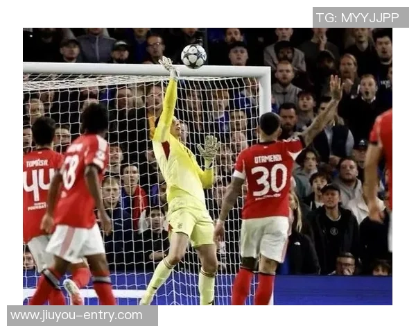 德甲激战：本菲卡与利物浦战成平局绝杀瞬间引发全场狂欢