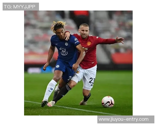 意甲精彩对决切尔西大胜巴黎圣日耳曼点球争议引发全场热议